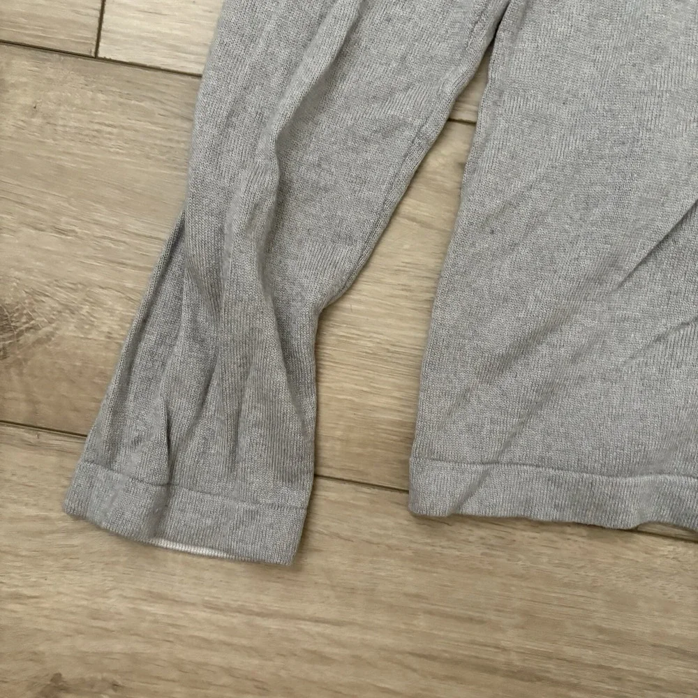 Men's BANANA REPUBLIC Gray Thin Silk & Cashmere V-Neck‎ Sweater Size L